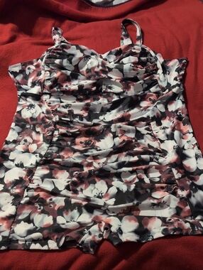 Floral Ruched One Piece Swimsuit in White, Pink & Black, Size 5X